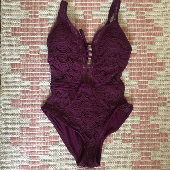 NWT Becca One Piece Purple Crochet Swimsuit M - Picture 4 of 8